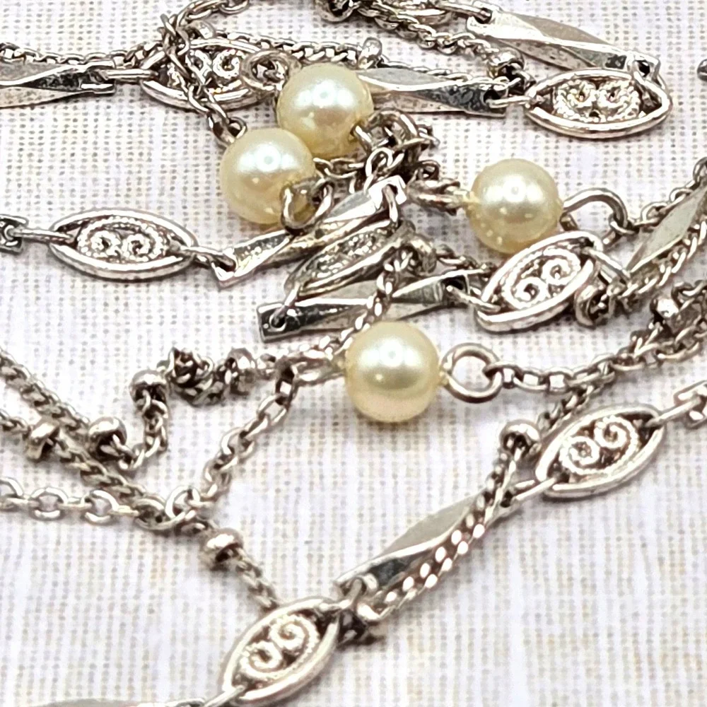 Vintage Style Silver Tone Multi Strand Glass Faux Pearl Y-Drop Filigree Necklace